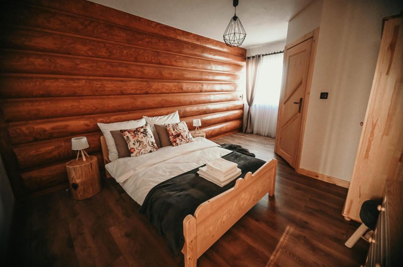 Tarasowka U Zajaca Bed and Breakfast Czerwienne Exteriör bild