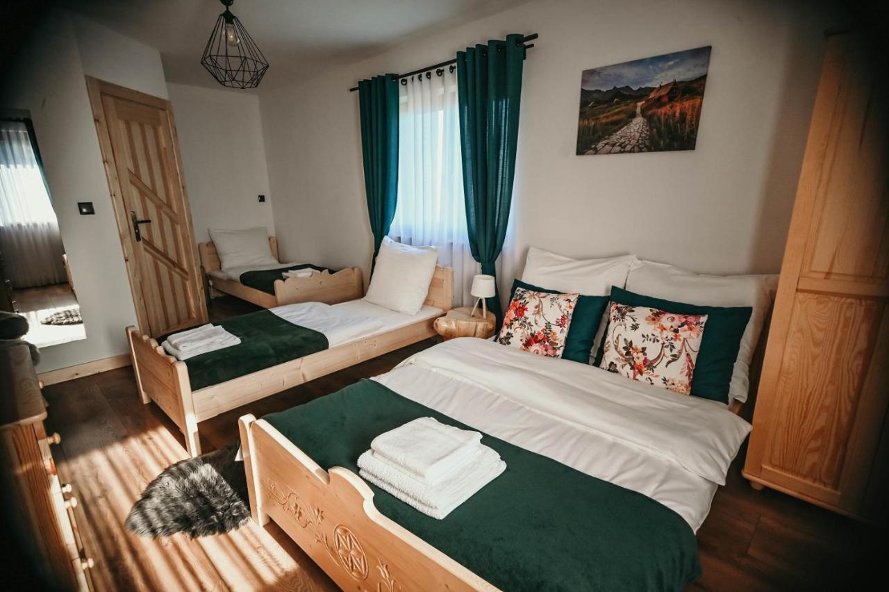 Tarasowka U Zajaca Bed and Breakfast Czerwienne Exteriör bild
